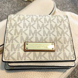 Michael Kors Wallet - White